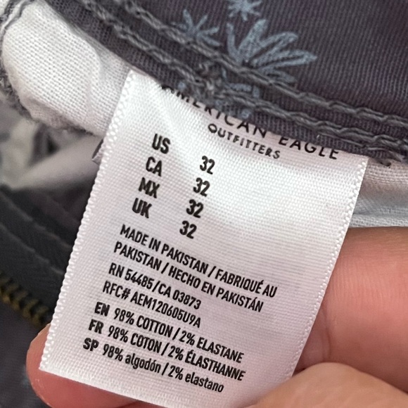 American Eagle shorts - Picture 3 of 4